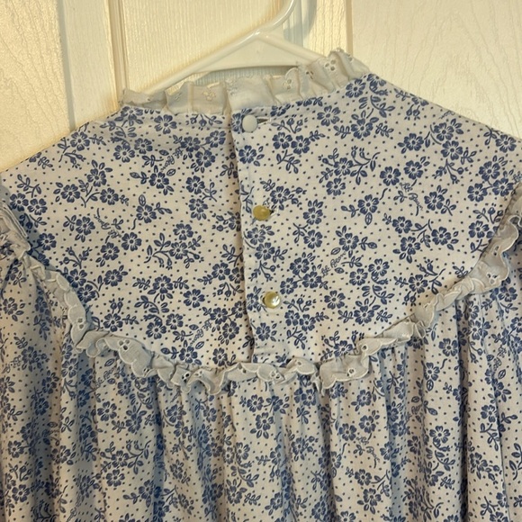 L.L. Bean flannel floral nightgowns,Pink, blue. Size M. Preowned. Set of 2. - Picture 8 of 13